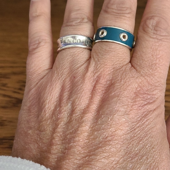 NEW Coach Enamel and sterling silver grommet ring - Picture 3 of 3